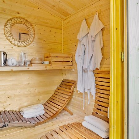 Resort Pod Orehi - Bled - Apartma & Glamping & Savna Buitenkant foto